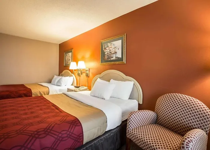 Greeneville Inn And Suites
