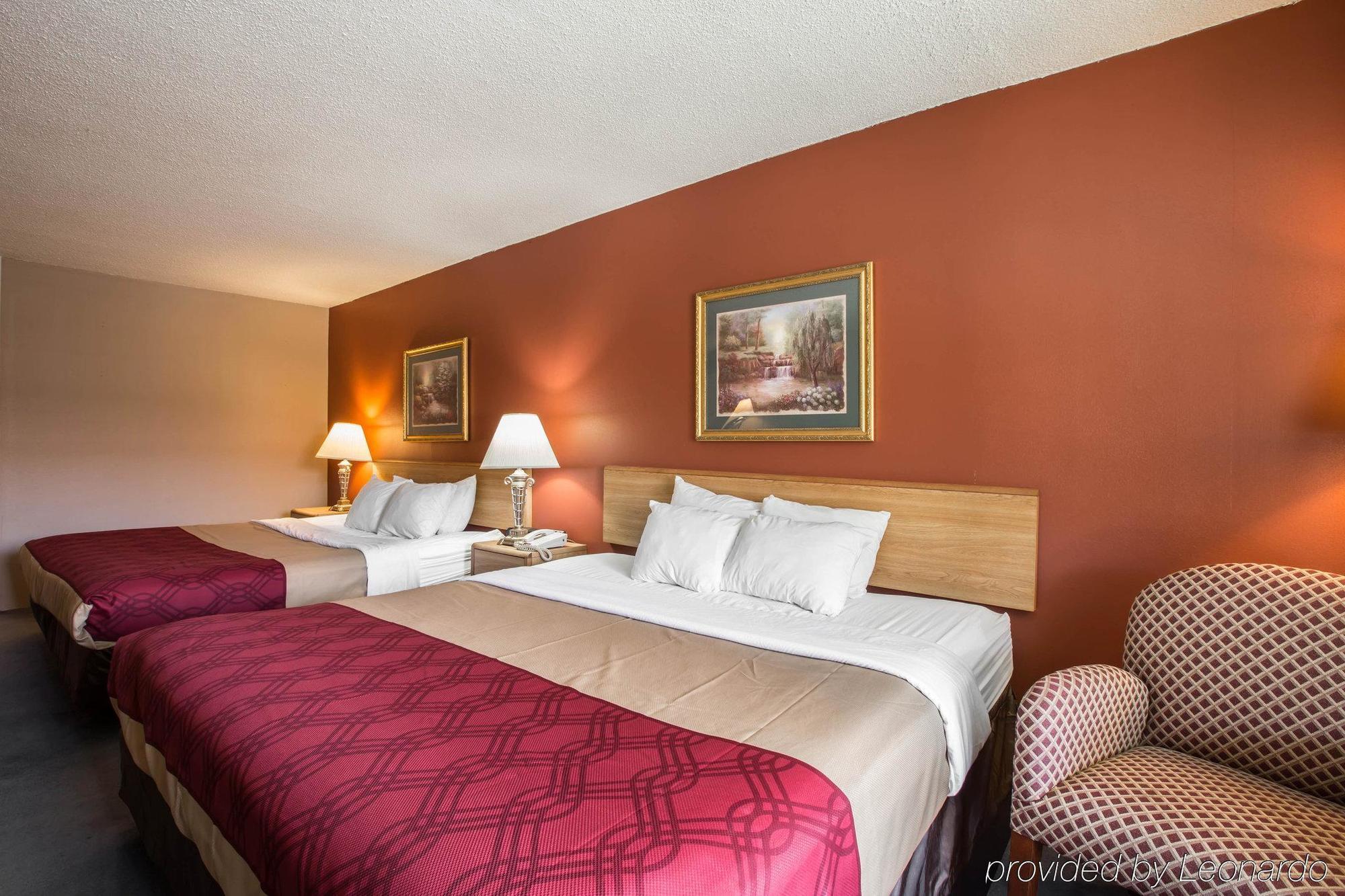 And Hotel 2*